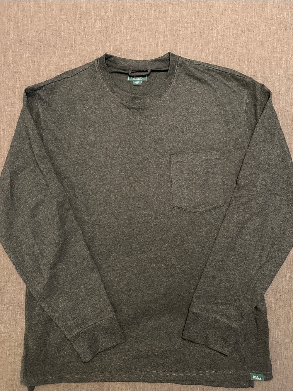 Woolrich Charcoal Heather Long-Sleeve Crewneck with Pocket